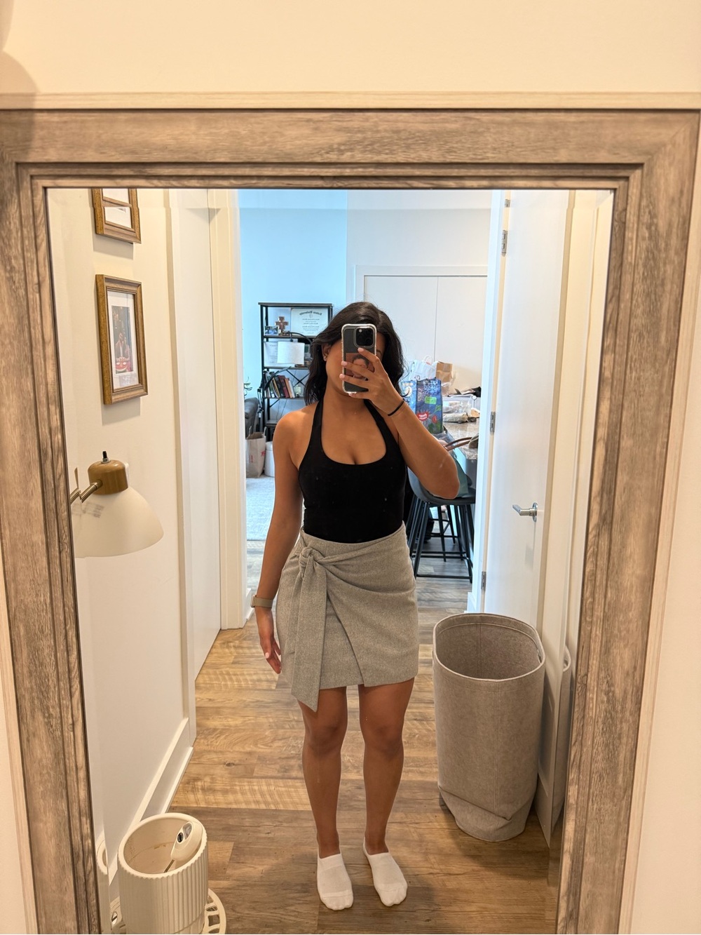 Aritzia skirt